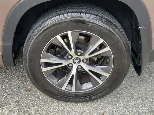 2018 Toyota Highlander LE Plus