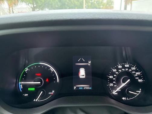 2024 Toyota Sienna XLE 8 Passenger