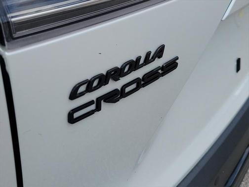 2025 Toyota Corolla Hybrid SE