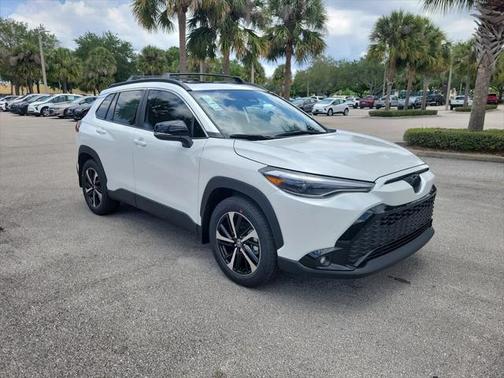2025 Toyota Corolla Hybrid SE