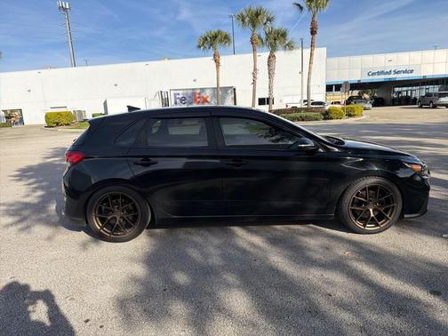 2020 Hyundai Elantra GT Base