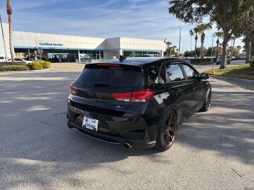 2020 Hyundai Elantra GT Base