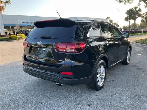 2019 Kia Sorento LX