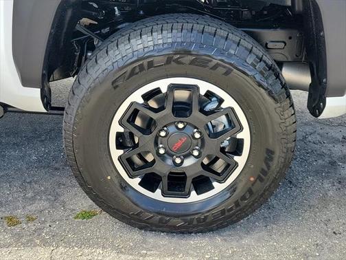 2025 Toyota Tacoma TRD Off Road