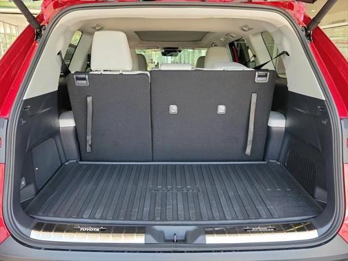 2025 Toyota Grand Highlander Limited