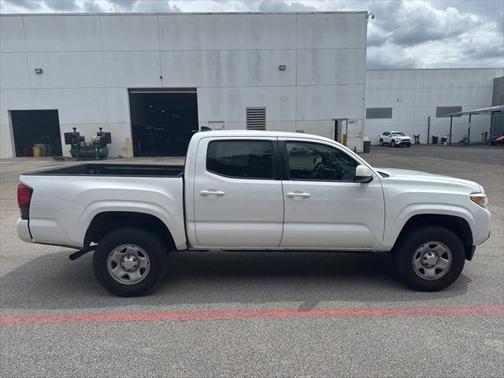 2020 Toyota Tacoma SR