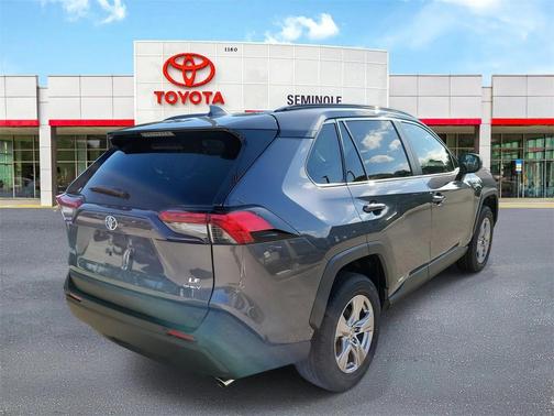 2025 Toyota RAV4 Hybrid LE