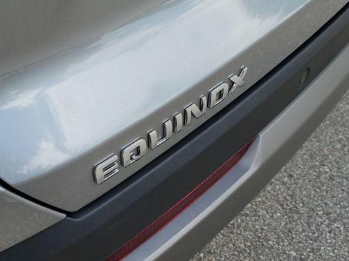 Sterling Gray Metallic 2026 Chevrolet Equinox 1LT