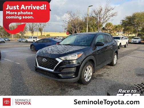 2021 Hyundai TUCSON SE