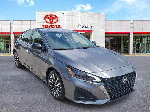 Gun Metallic 2024 Nissan Altima 2.5 SV