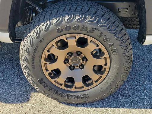 2026 Toyota Tacoma Hybrid Trailhunter