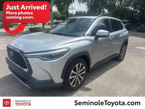 2022 Toyota Corolla Cross XLE