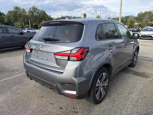 2024 Mitsubishi Outlander Sport SE