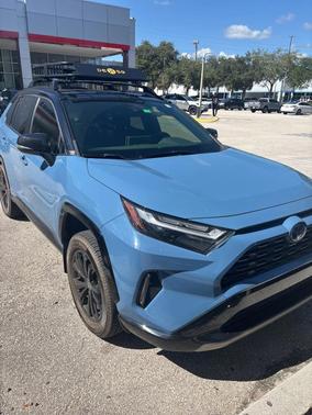 2022 Toyota RAV4 Hybrid SE