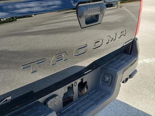 2025 Toyota Tacoma TRD Sport