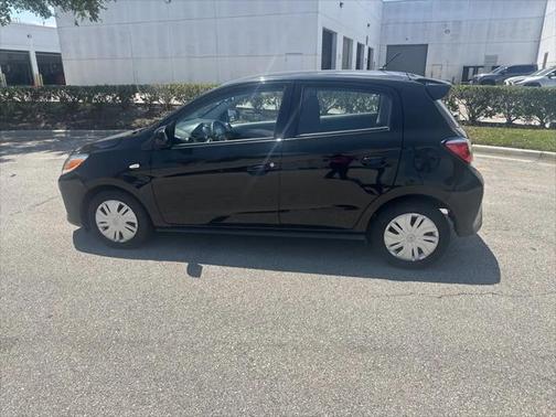 2022 Mitsubishi Mirage ES