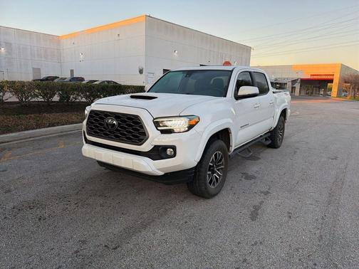 2022 Toyota Tacoma TRD Sport