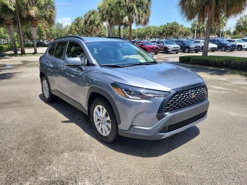 Celestite 2022 Toyota Corolla Cross LE