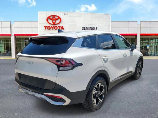 2024 Kia Sportage LX