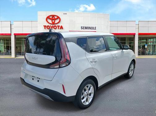 2024 Kia Soul LX