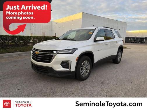 2023 Chevrolet Traverse LT Cloth