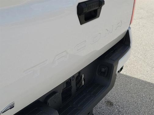 2025 Toyota Tacoma SR