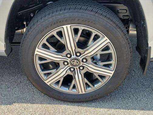 2025 Toyota Sequoia Base