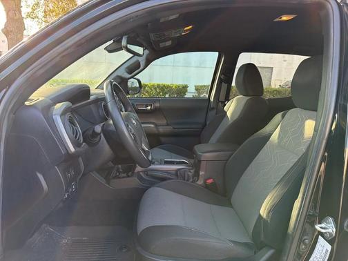 2023 Toyota Tacoma TRD Off-Road