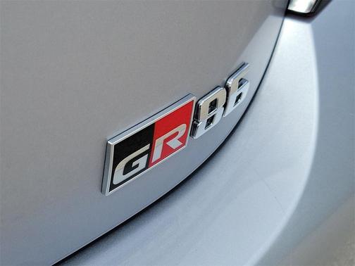 2025 Toyota GR86 Premium