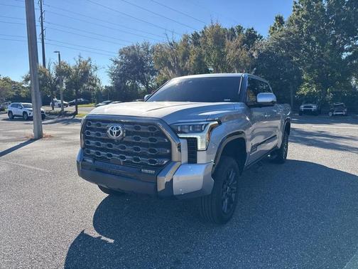 2023 Toyota Tundra Platinum