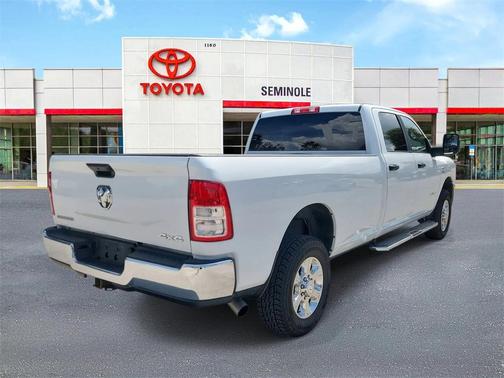 2024 RAM 2500 Big Horn Crew Cab 4x4 8' Box
