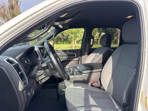 2024 RAM 2500 Big Horn Crew Cab 4x4 8' Box