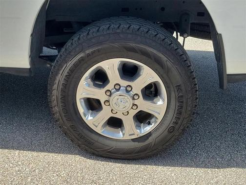 2024 RAM 2500 Big Horn Crew Cab 4x4 8' Box