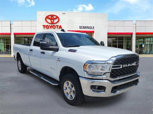 2024 RAM 2500 Big Horn Crew Cab 4x4 8' Box
