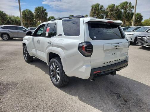 Wind Chill Pearl 2026 Toyota 4Runner TRD Sport Premium