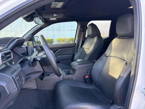 2025 Toyota Tacoma SR