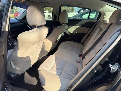 2016 Mazda Mazda6 i Sport