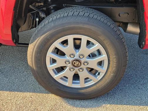 2025 Toyota Tacoma SR5