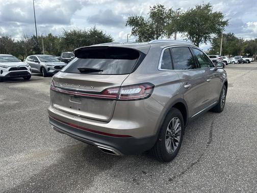 2021 Lincoln Nautilus Standard