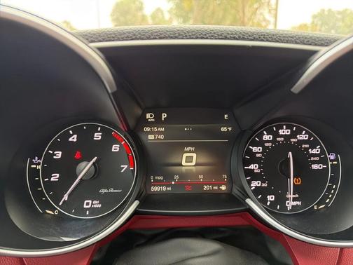 2019 Alfa Romeo Giulia Sport