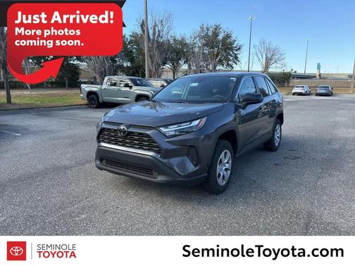2025 Toyota RAV4 LE