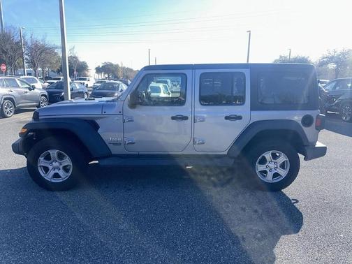 2020 Jeep Wrangler Unlimited Sport