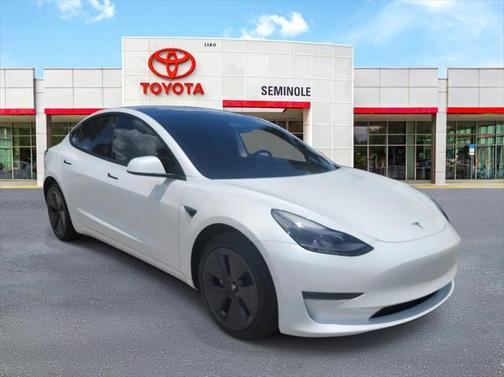 2022 Tesla Model 3 Standard Range