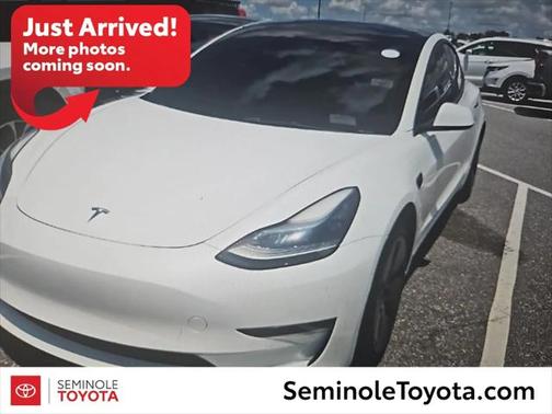 2022 Tesla Model 3 Standard Range