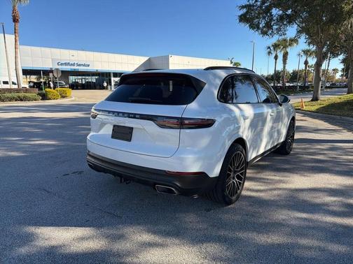 2021 Porsche Cayenne Cayenne
