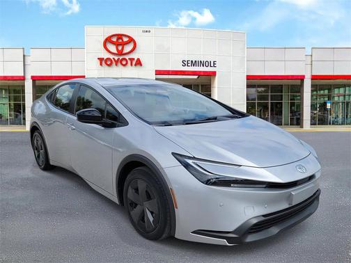 2024 Toyota Prius LE