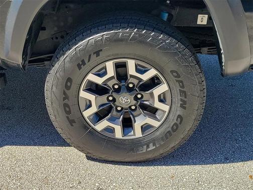 2022 Toyota Tacoma TRD Off Road