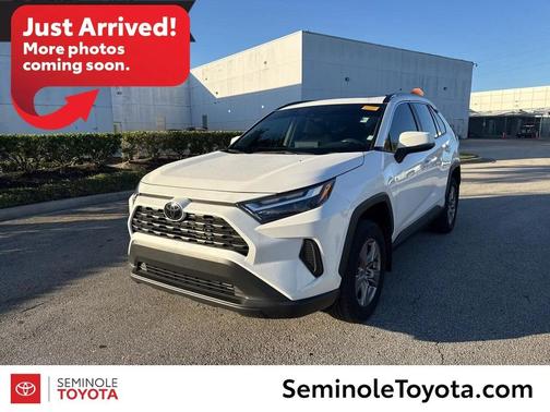 2024 Toyota RAV4 XLE