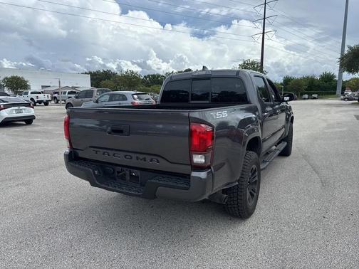 2022 Toyota Tacoma SR
