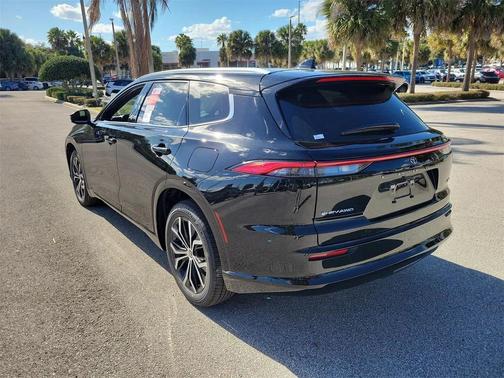 2026 Toyota Crown Signia XLE